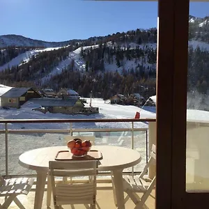 Chaleureux 3 Pièces 50m² Plein Sud Avec Grande Terrasse Au Pied Des Pistes à Appartement
